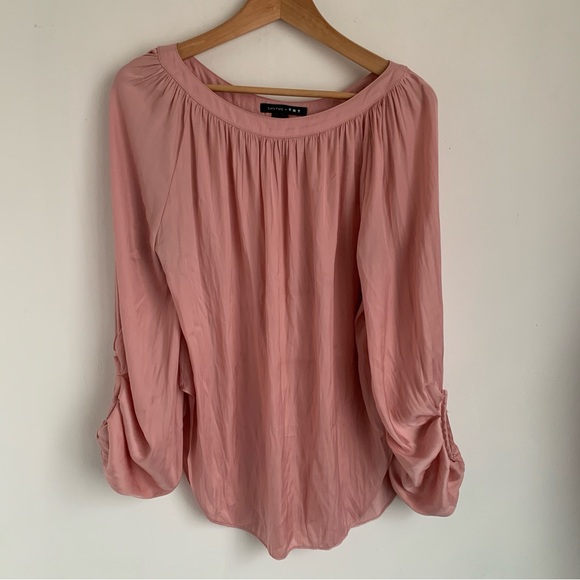 Smythe + TNT Balloon Sleeve Blouse - Picture 3 of 8